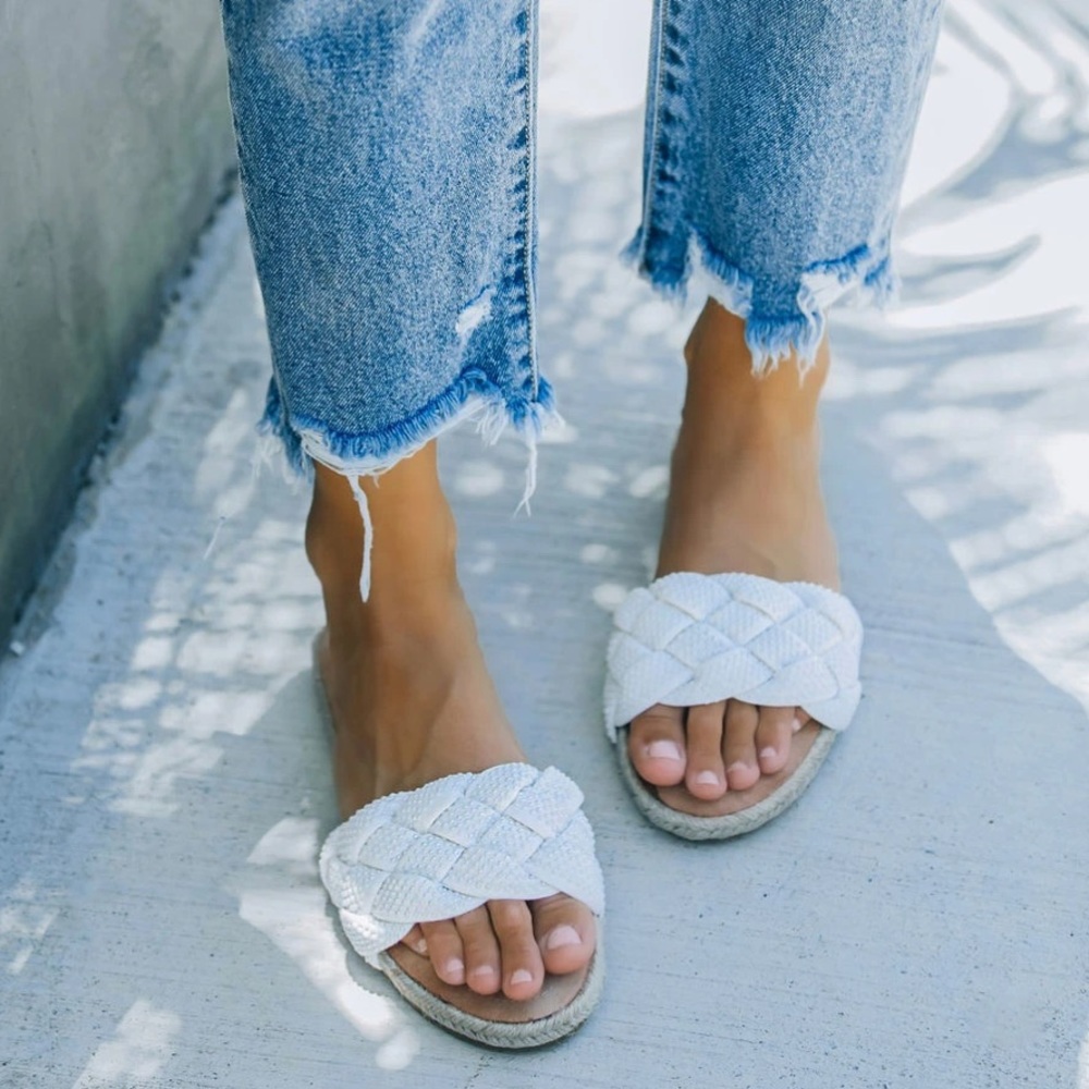 VICI Angel Braided Espadrille